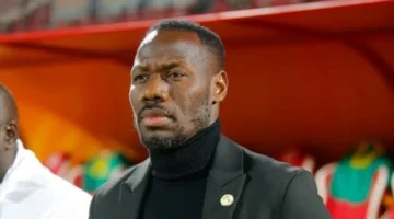 رسالة بابي ثياو.. مدرب السنغال يخاطب الجماهير عقب قرار إيقافه وفرض غرامة مالية عليه